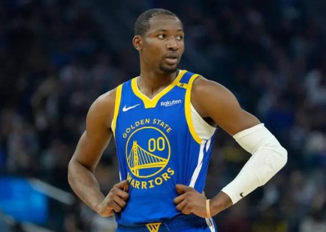 勇士五连胜风调雨顺 但库明加却开心不起来